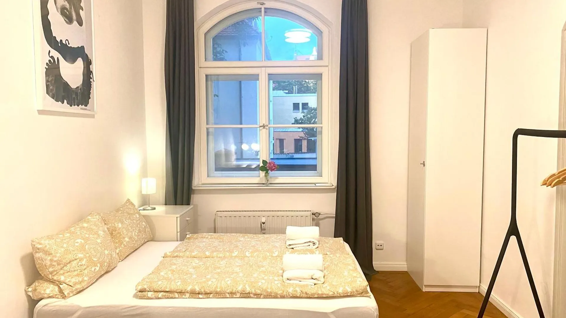 Zimmer In Der Maxvorstadt Mit Gemeinschaftsbad München Privat bolig