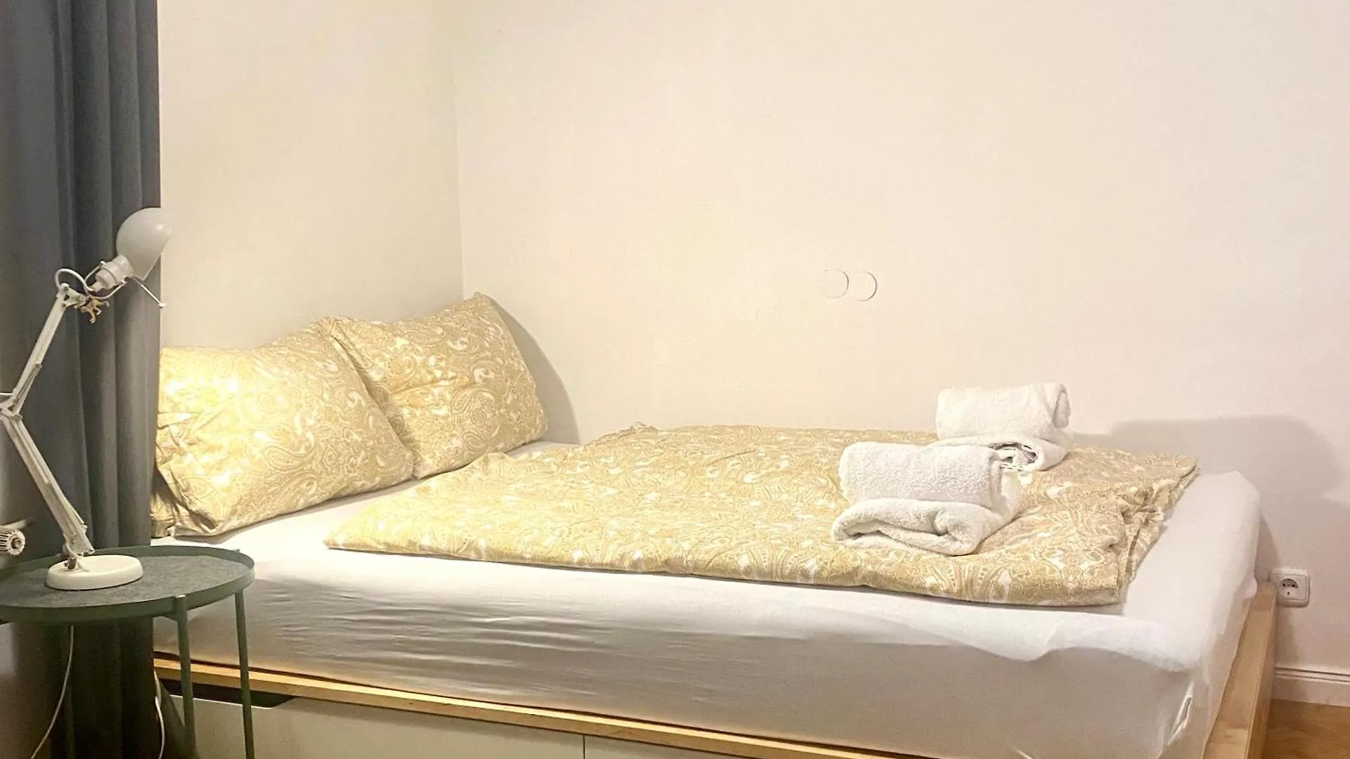 Zimmer In Der Maxvorstadt Mit Gemeinschaftsbad München Privat bolig