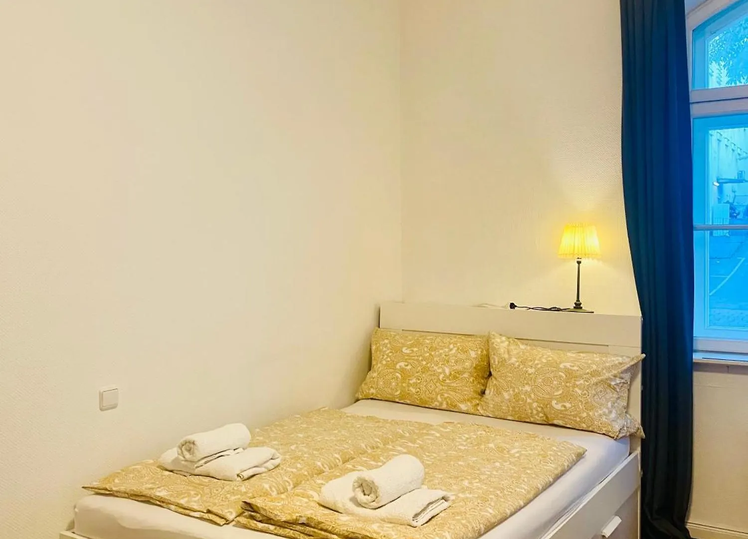 Zimmer In Der Maxvorstadt Mit Gemeinschaftsbad Munique Alemanha