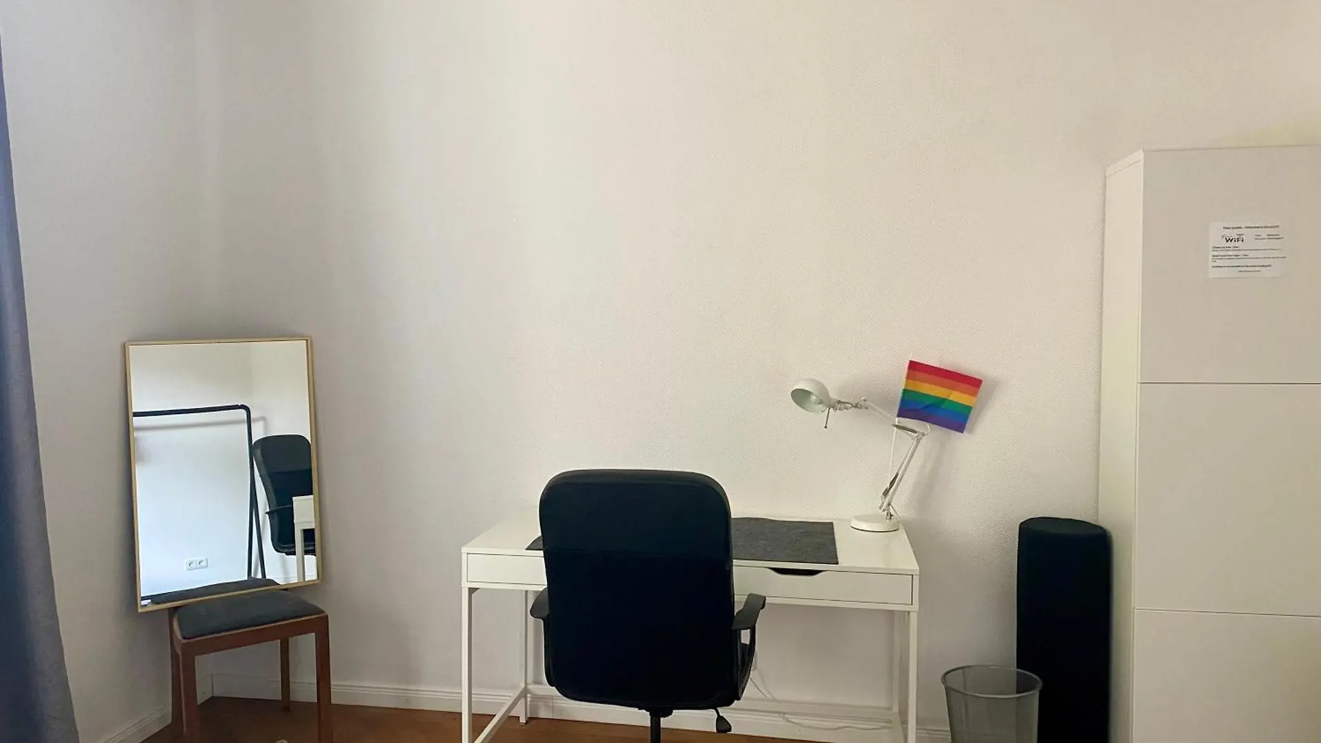 Zimmer In Der Maxvorstadt Mit Gemeinschaftsbad Munique